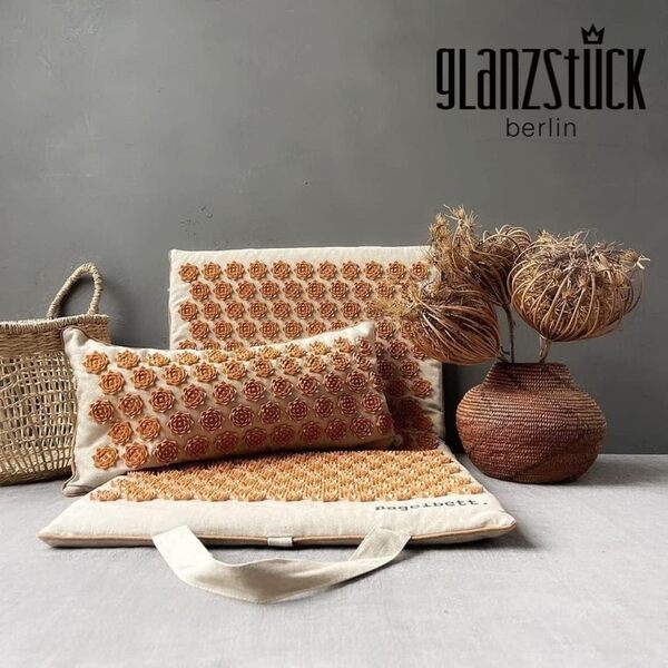 Health Collection : tapis d'acupression XL original en lin, aide à soulager les tensions, les maux de dos, tapis de massage avec coussin (fonction chauffante) et sac, durable