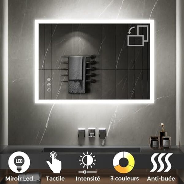 Découvrez le miroir mural LED lumineux TEMEO 70 x 100 cm : une solution design et technologique pour illuminer votre salle de bain avec style et modernité.