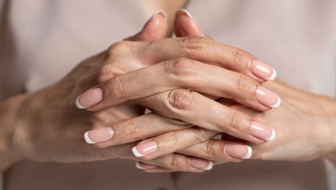 Tout savoir sur la french manucure : astuces beauté et conseils