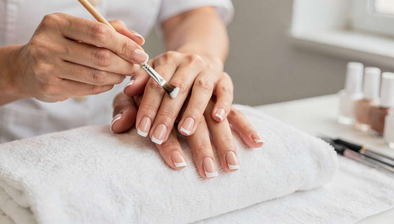 étapes clés pour réaliser une french manucure parfaite